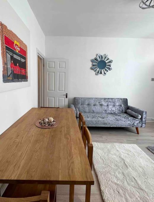 King-size Bed En- Suit, Luxury Refurbished *